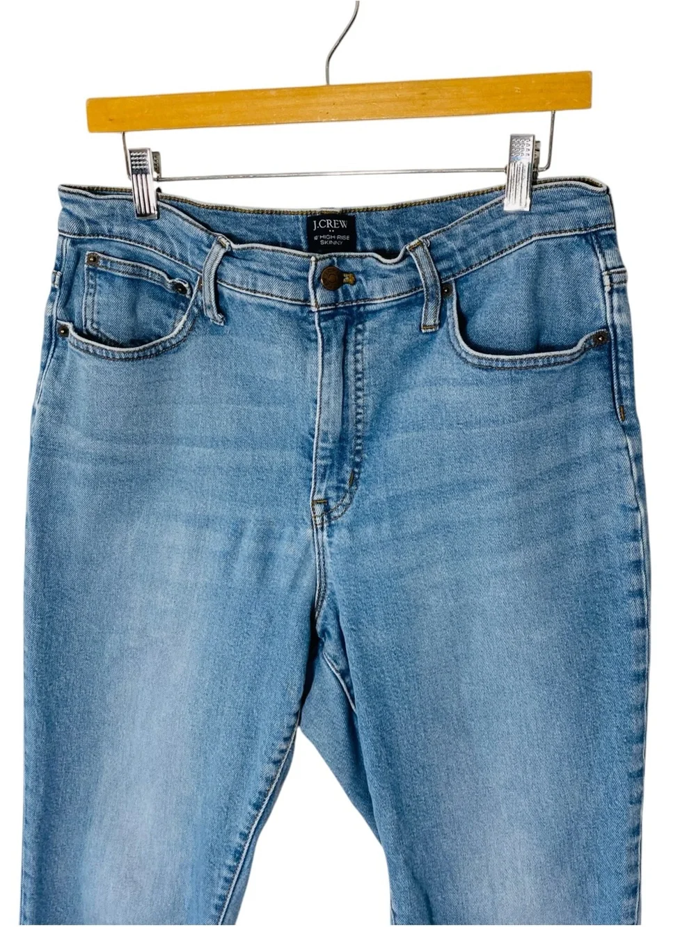 J. CREW 10